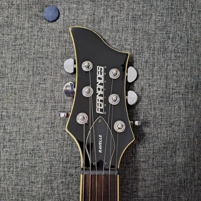 Guitarra Fernandes Revelle Elite com Sustainer Infinito