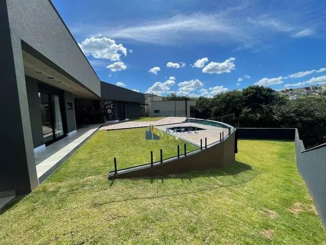 CASA TÉRREA NOVA à VENDA com 3 SUITES, PISCINA, ÁREA GOURMET INTEGRADA no CONDOMÍNIO TIPO  - Foto 4