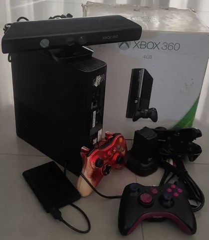 Xbox 360 desbloqueado, com 2 controles, kinect e jogos