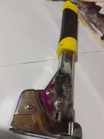 Grampeador martelo vonder sem testar