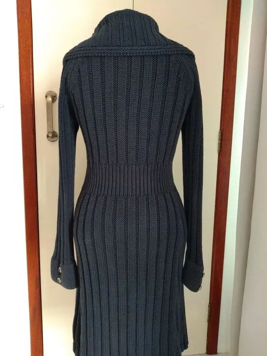 Casaco de linha preto Anselmi, 100,00.