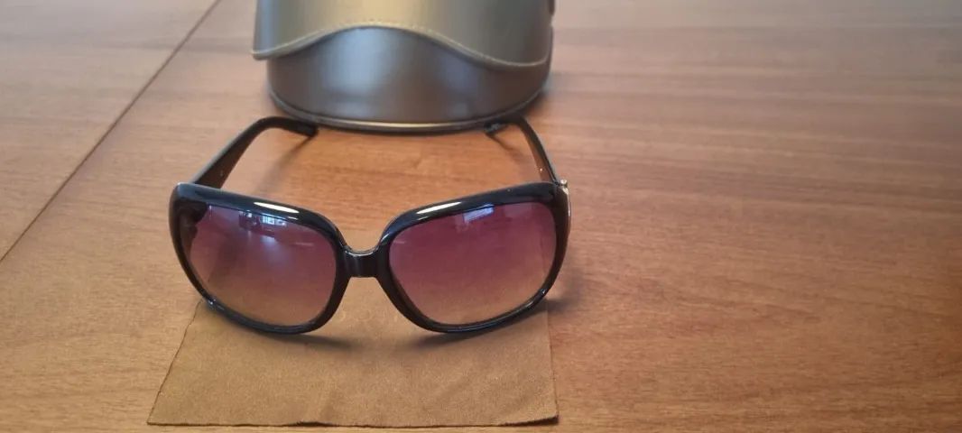 Óculos de Sol da marca Gucci- ORIGINAL