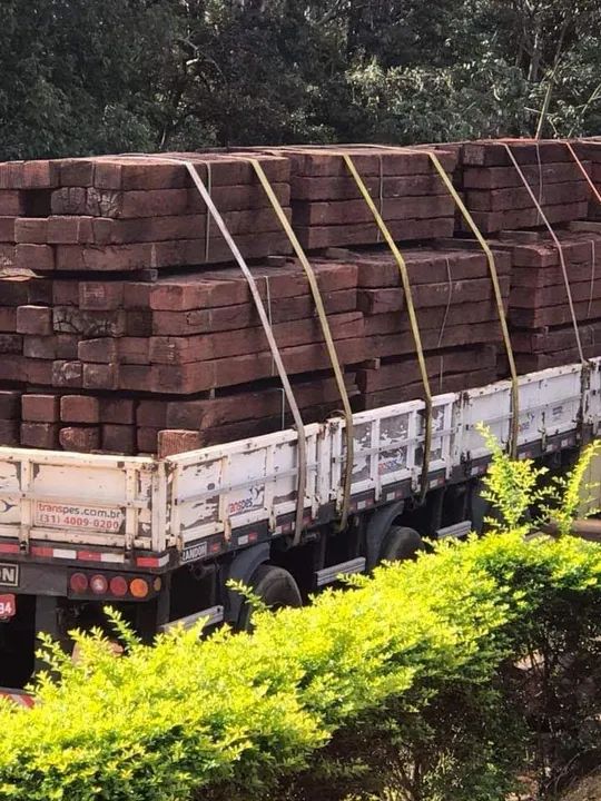 DORMENTES MADEIRA NOBRE DE MALHA FERROVIARIA 17CMX24CMX2,80METROS - Foto 6