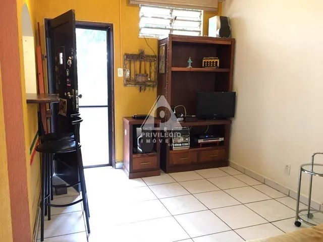 Santa Teresa, 2 quartos com dependência revertida/ escritório. - Foto 2