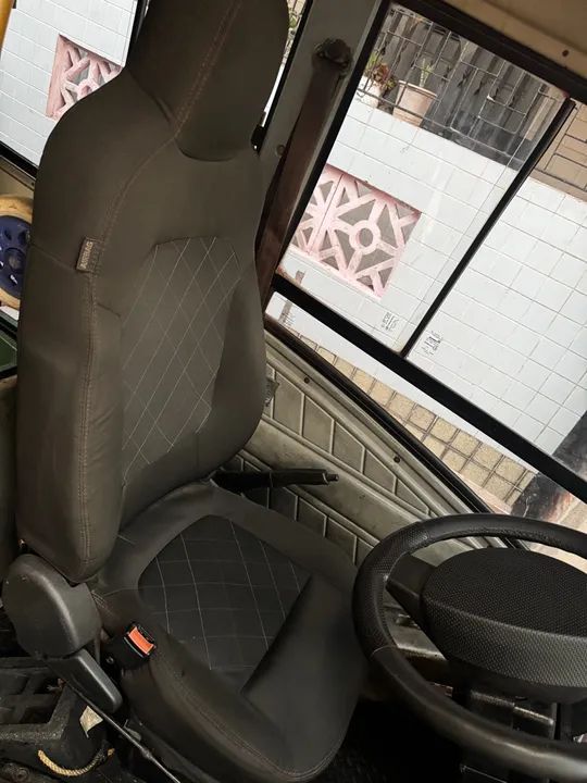 Ônibus em excelente estado ! - Foto 7