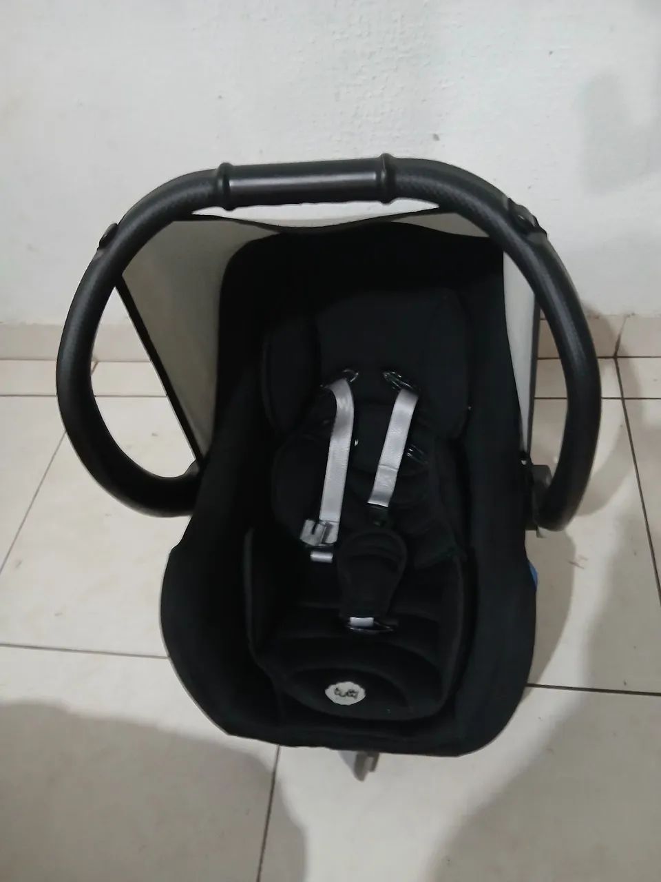 Carrinho de Bebê Confortável e Prático+ bebê conforto  - Foto 4