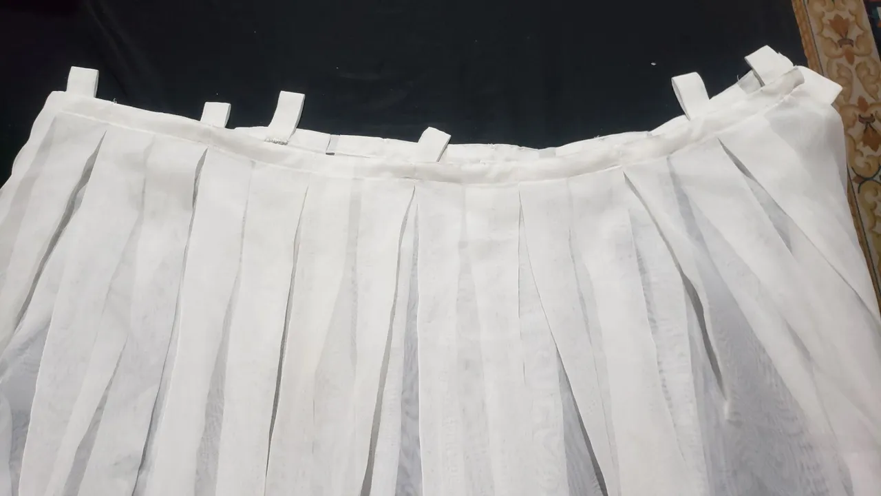 Cortina de tecido branco para sala