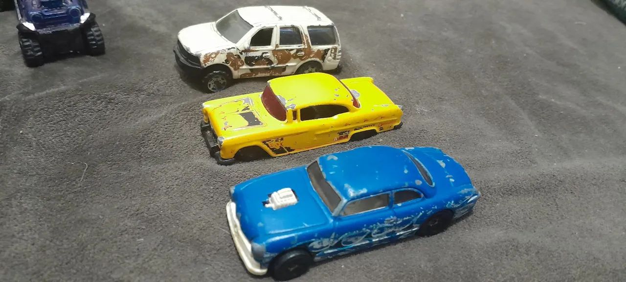 Lote carrinhos Hot wheels  - Foto 3