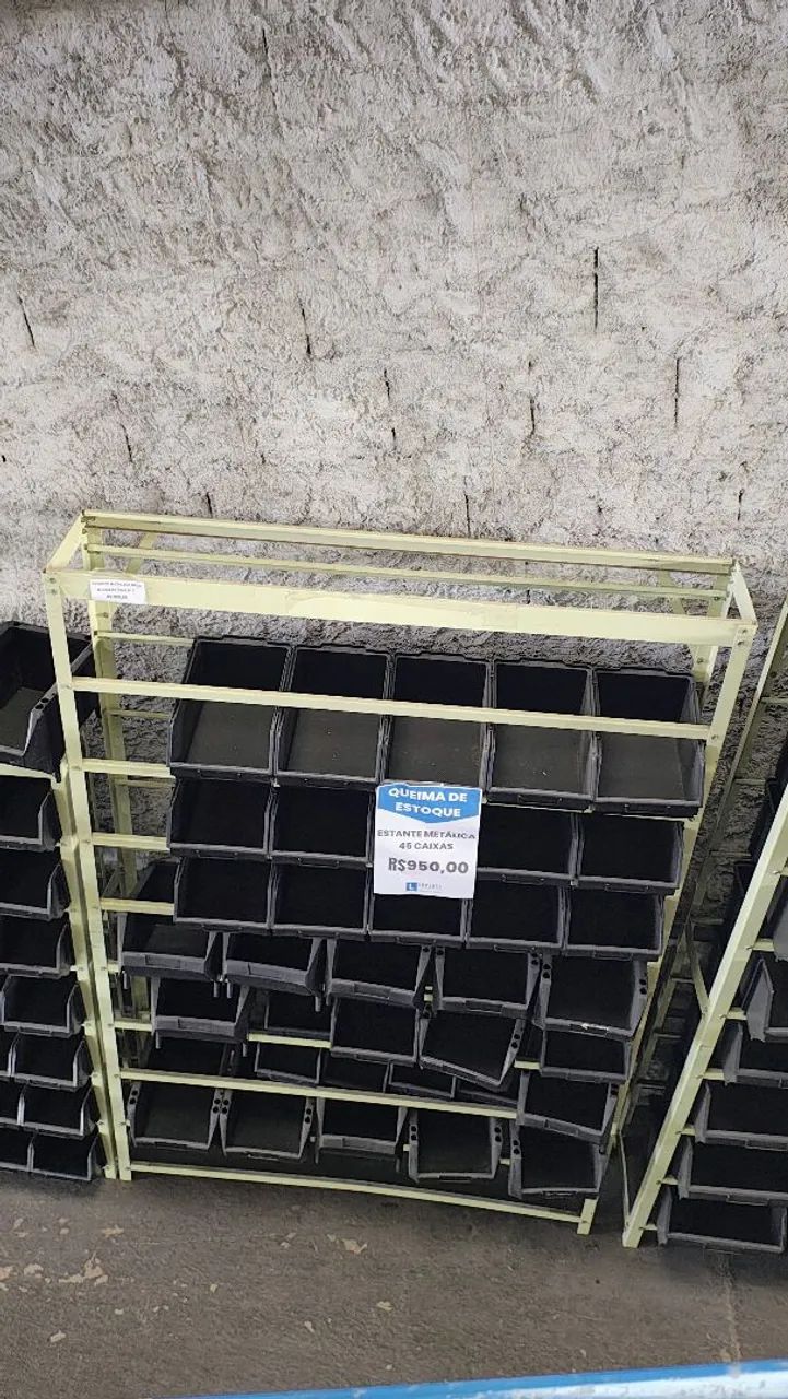 Estante metálica 45 caixas