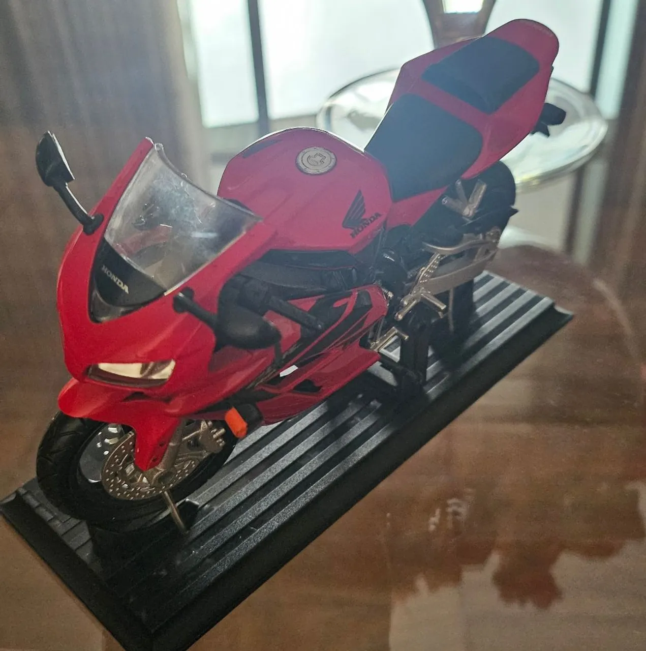 Moto Honda CBR 1000RR - Miniatura