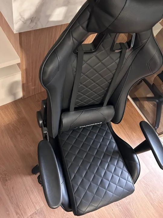 Cadeira Gamer profissional 1 mês de uso  - Foto 3
