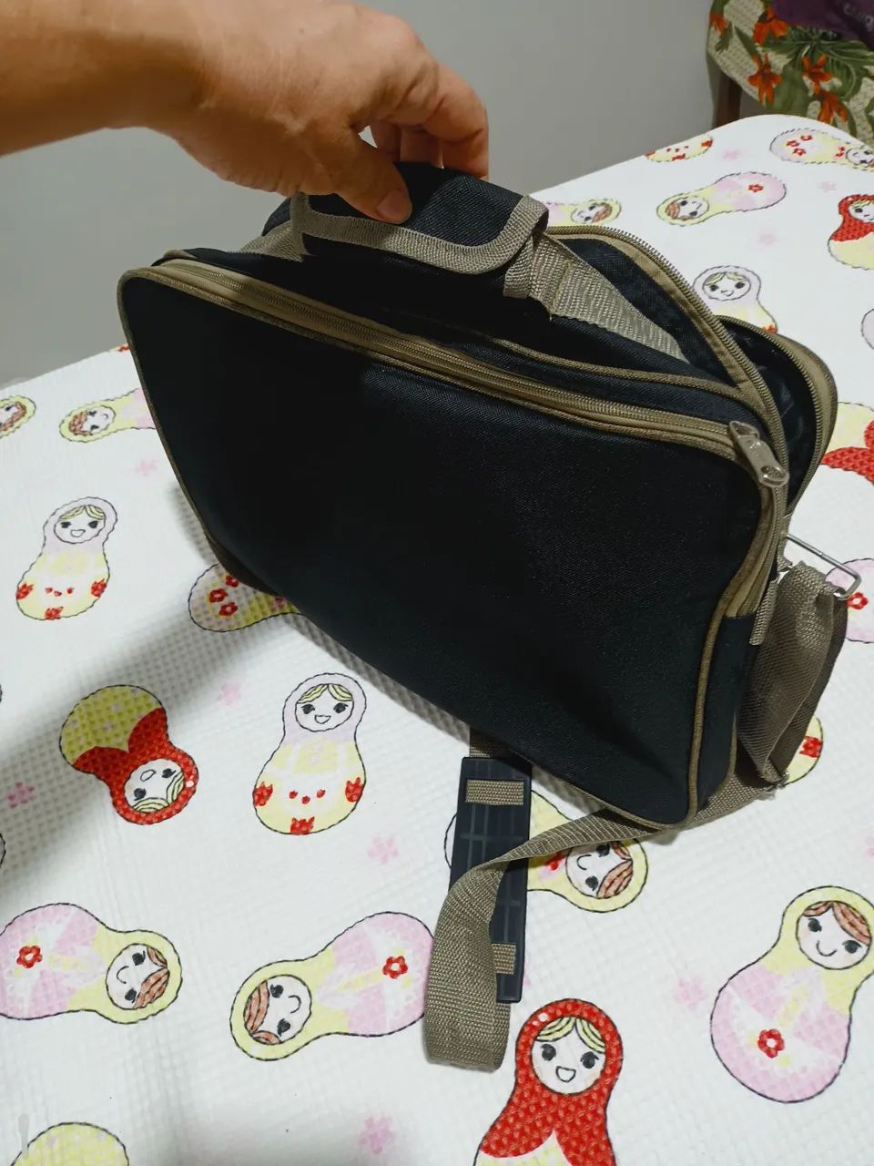 Bolsa de Ombro Preta masculina - Foto 4