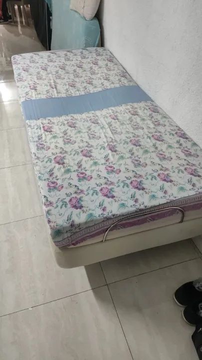 cama massageadora (troca hospitalar) , articulada e eletrica (tempur)+colchão+controle  - Foto 3