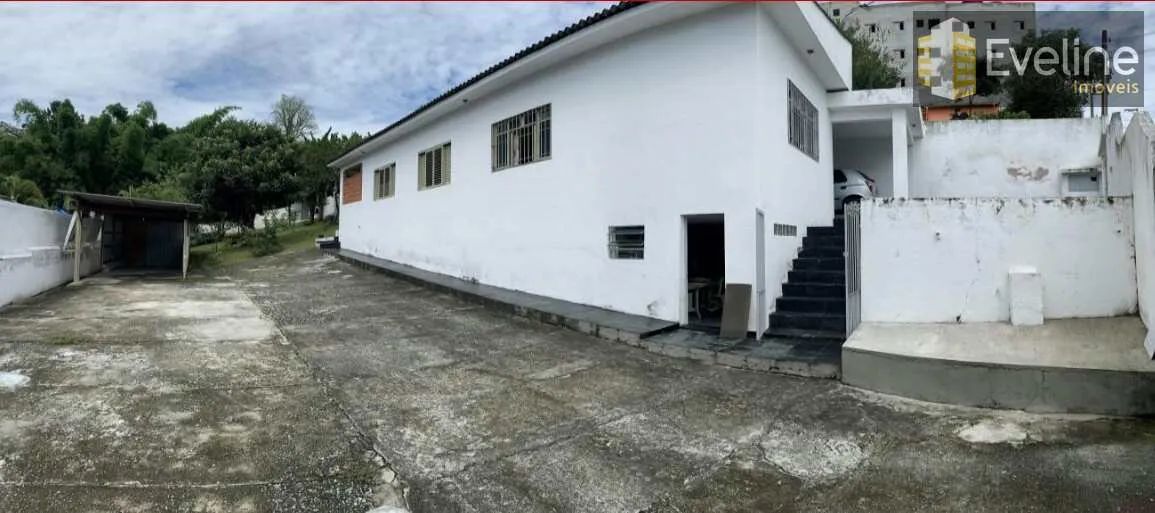 Casa com 2 dorms, Mogi Moderno, Mogi das Cruzes - R$ 700 mil, Cod: 2189