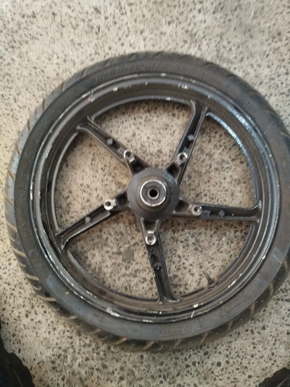Roda de moto aro 17 dianteiro Twister 250/2008