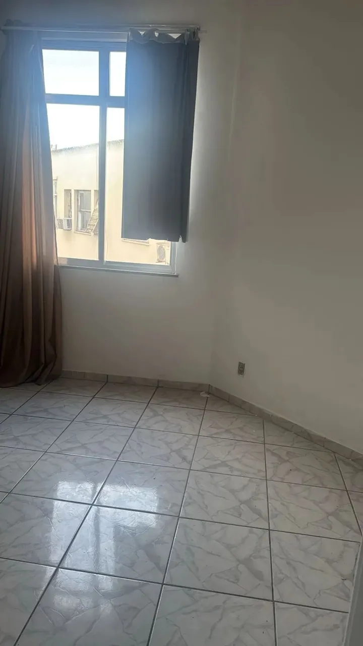 Vendo sala e quarto em Copacabana
