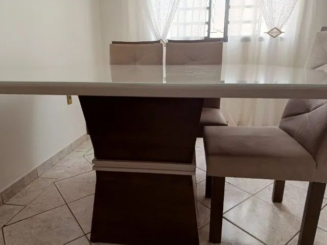 Mesa de Jantar Quadrada, 8 lugares. 64305475648770123