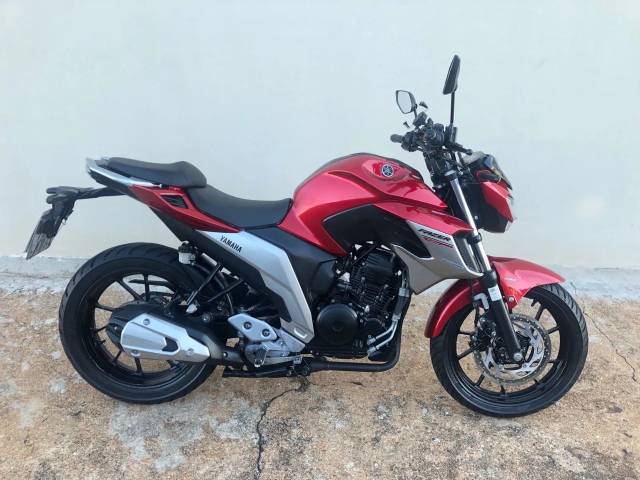 Vendo ou troco por Moto Yamaha Fazer FZ25 Fazer 250 2020 EXTRA 2025 Pago - Foto 2