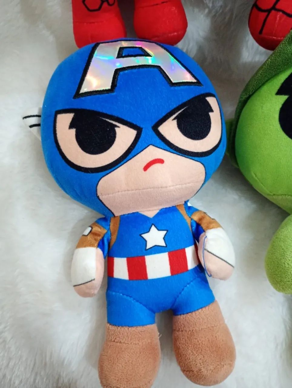 Pelúcias Vingadores Homem de ferro, Hulk, Capitão América, Homem aranha kit com 4 original - Foto 4