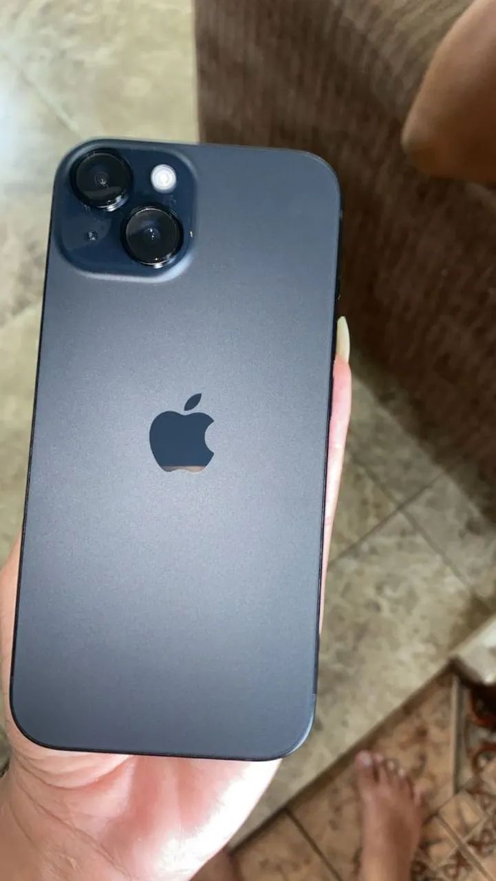 iPhone 15 novo na garantia ! 