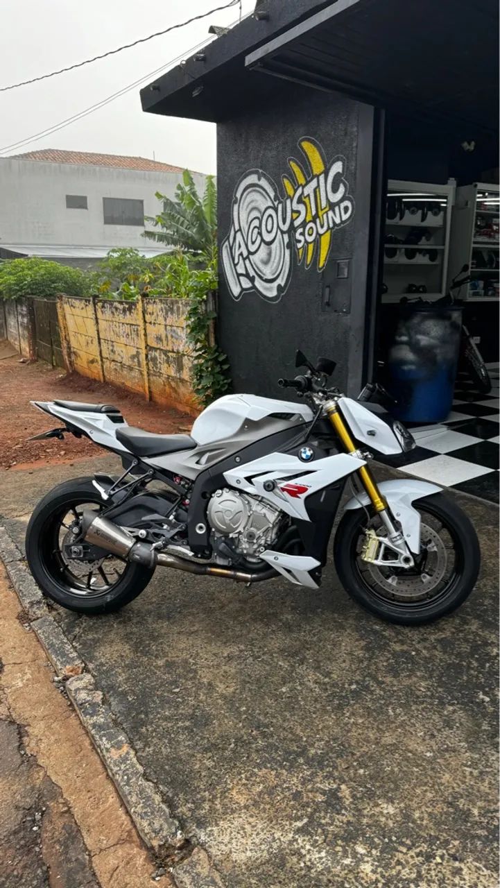 BMW s1000r