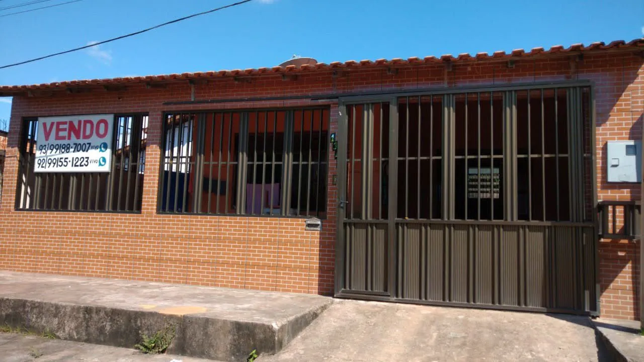 Alugo casa no Maracanã