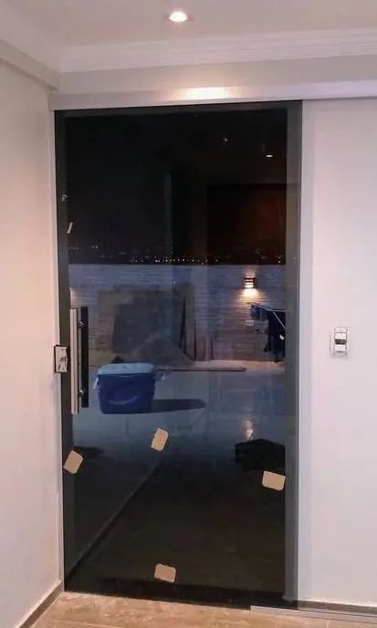 JANELAS, PORTAS E BOX DE BANHEIRO A PRONTA ENTREGA 