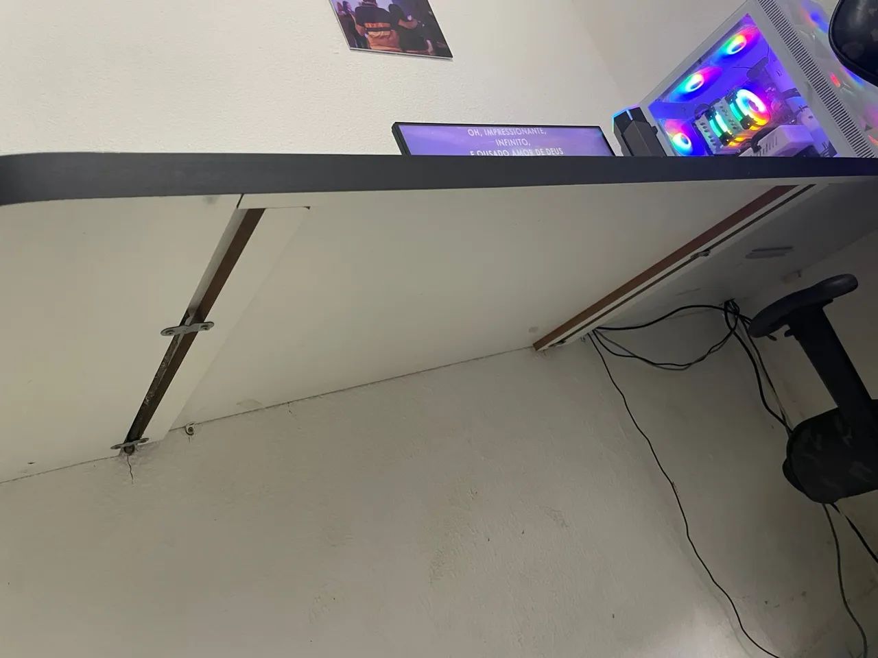 Wall-mounted Desk (MDF top)64520781635587123