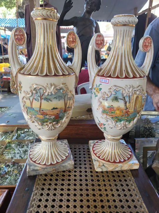 Par de Vasos de Porcelana Italiana Capo di Monte Originais