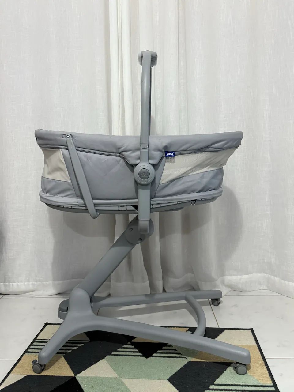 Berço Portátil Moisés - Chicco Baby Hug 4 em 1