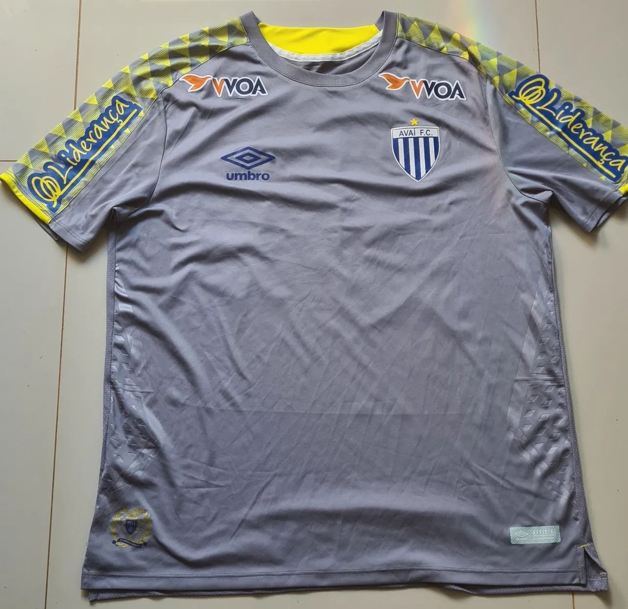 Camisa Avaí Umbro Goleiro Cinza de Jogo