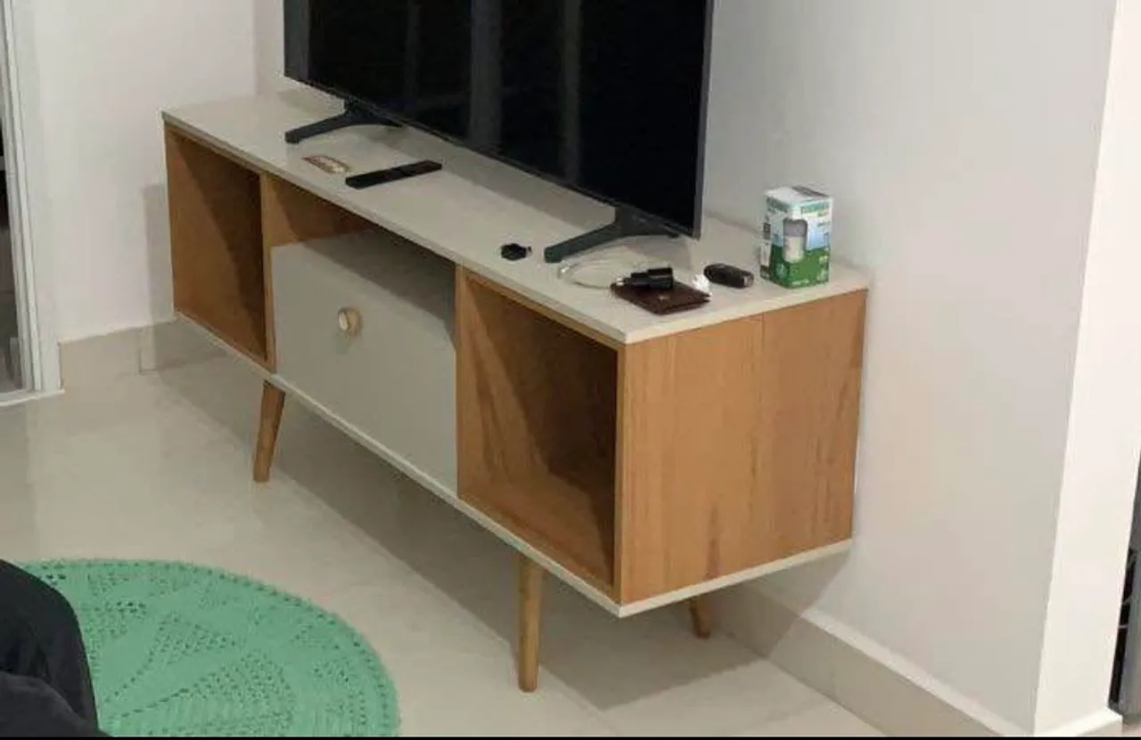 Rack TV Moderno com Design Elegante