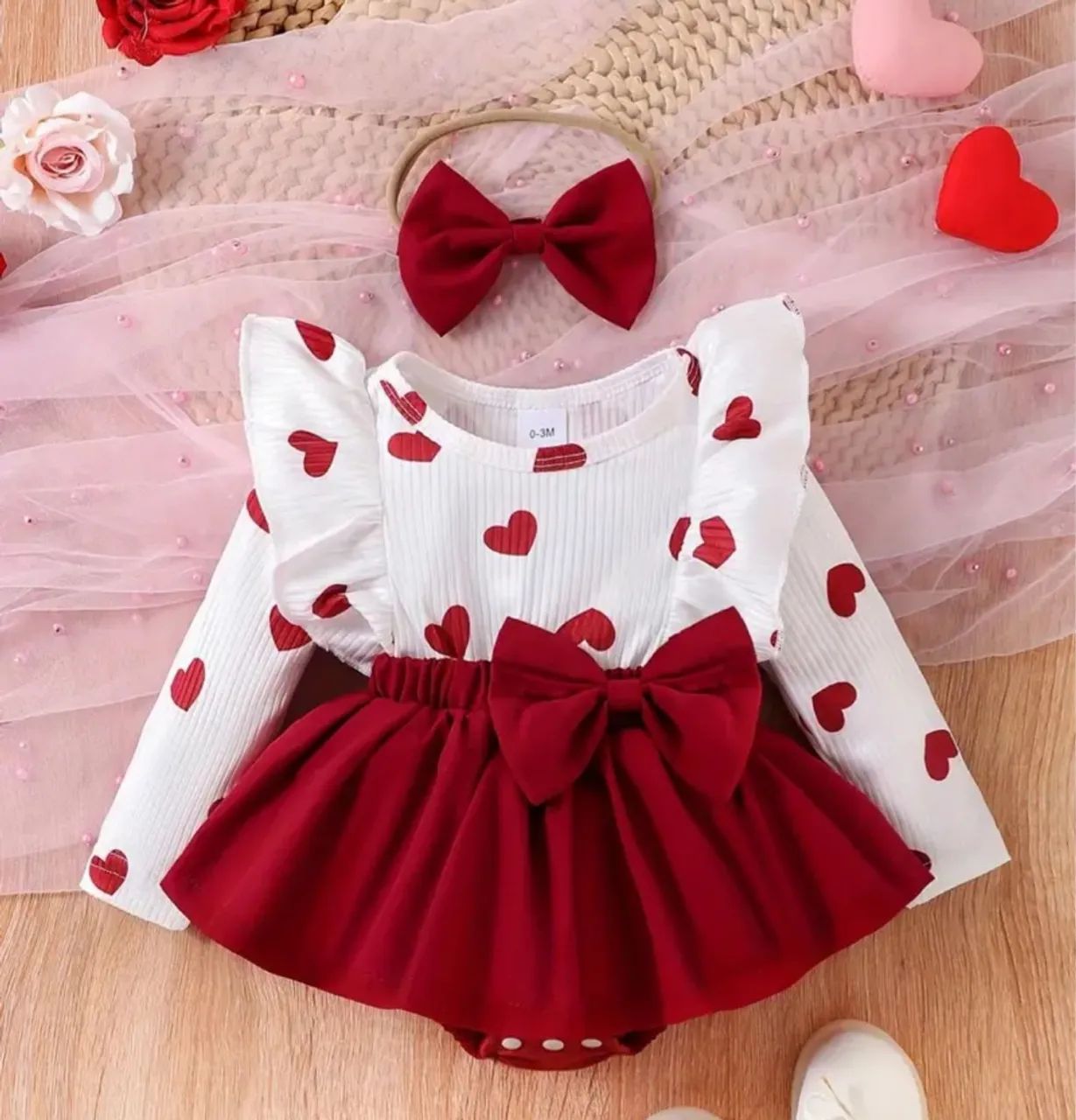 Conjunto Body Bebê Corações e Laço Vermelho