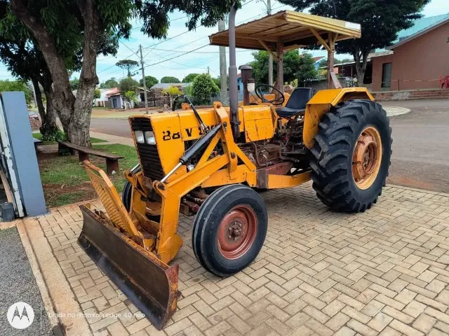 Trator 88 com lamina