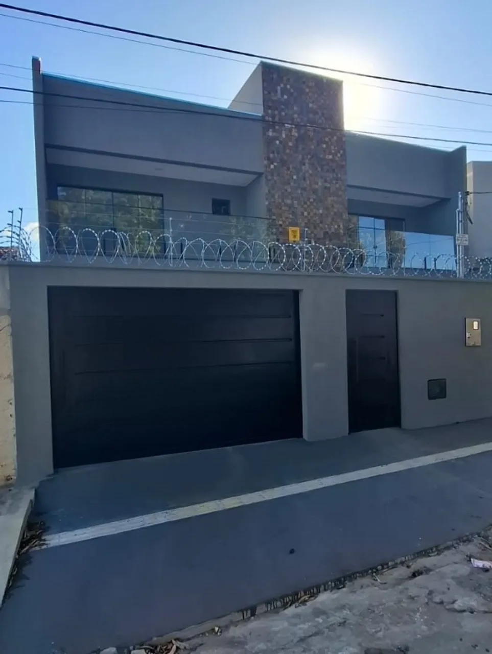 Sobrado com 4 Quartos, Todos Suítes - Jardim Helvécia - Imperdível! - Oportunidade!