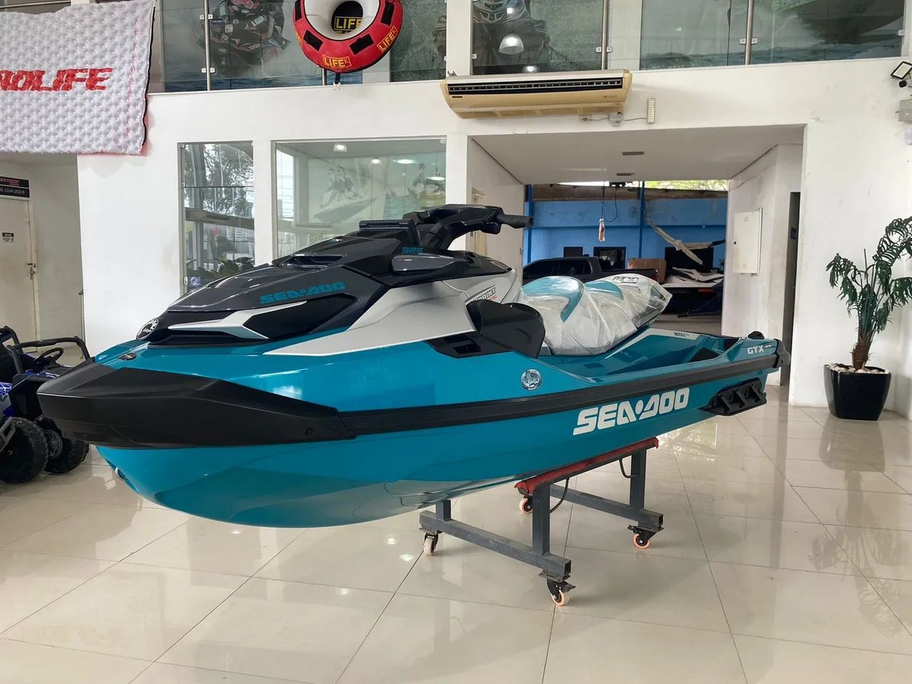 JET SKI SEA DOO GTX 325 LIMITED 2025, Painel 10,25", Som Premium, 38 Horas, Parcelamos 36x - Foto 2