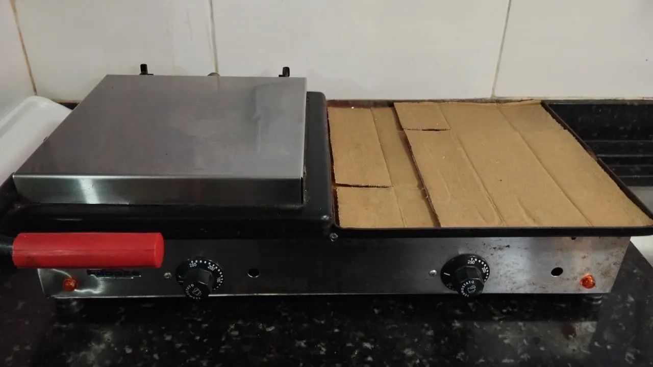 Chapa para lanches e sanduíches