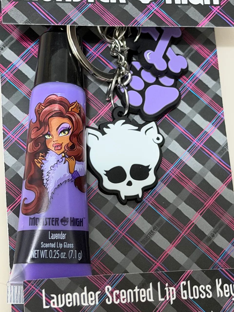 LipGloss Hot Topic Lavender Monster High Clawdeen - Foto 2