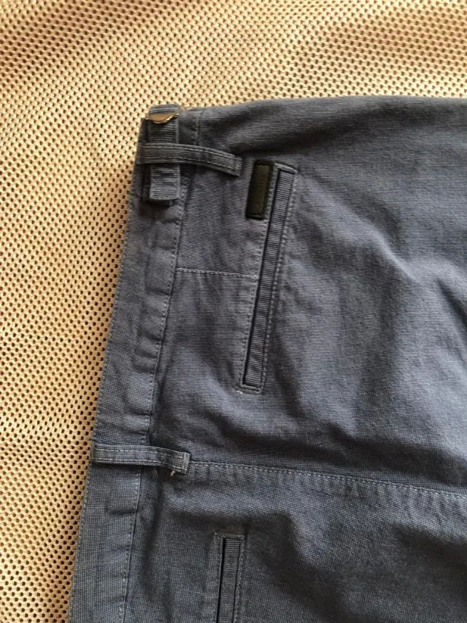 Calça alfaiataria aramis 40 azul  com elastano top - Foto 4