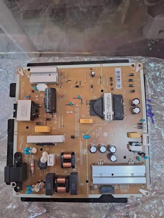 Placa da fonte e principal  da TV LG 55 polegadas 