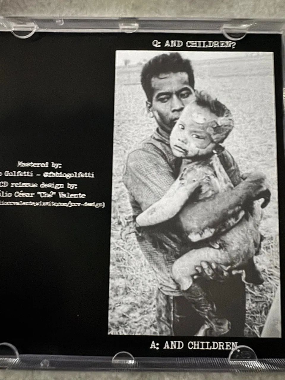 DISCHARGE - NEVER AGAIN - NOVO - Foto 3