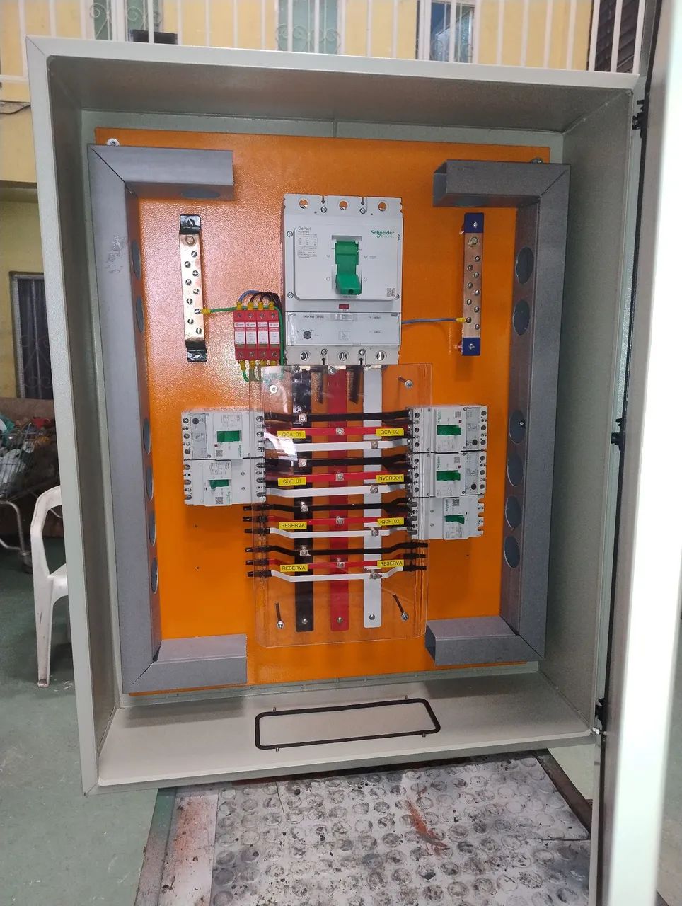 Montagem de Quadros Elétricos em Geral. - Foto 3