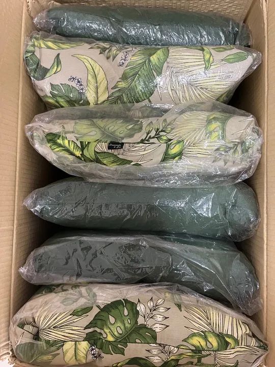 6 almofadas com capas removíveis - Foto 4