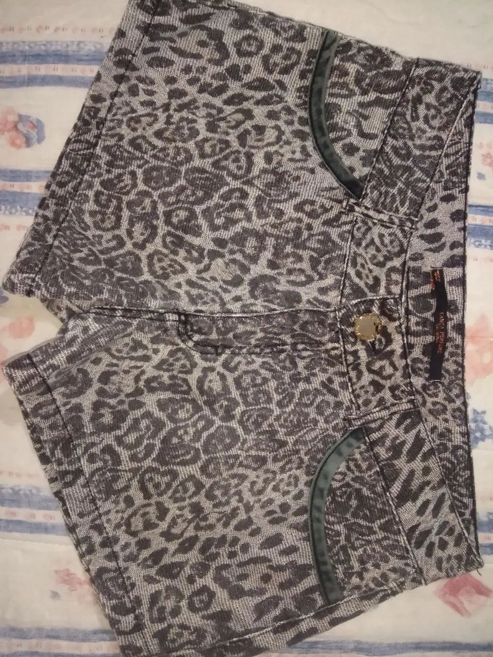 Shorts Feminino Animal Print Lança Perfume  - Foto 2