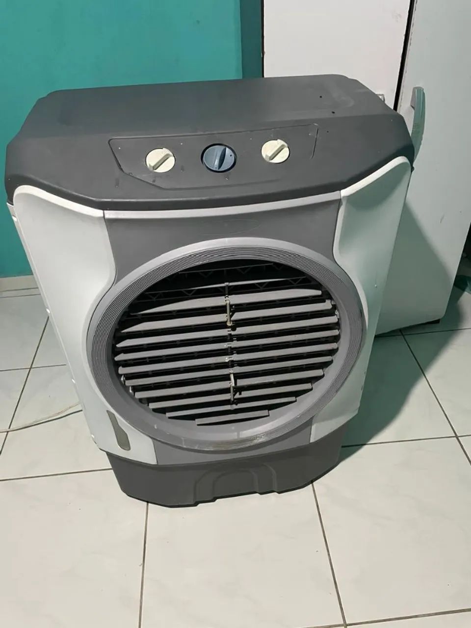 Climatizador de 57 litros todo bom só estou vendendo porque comprei um maior 