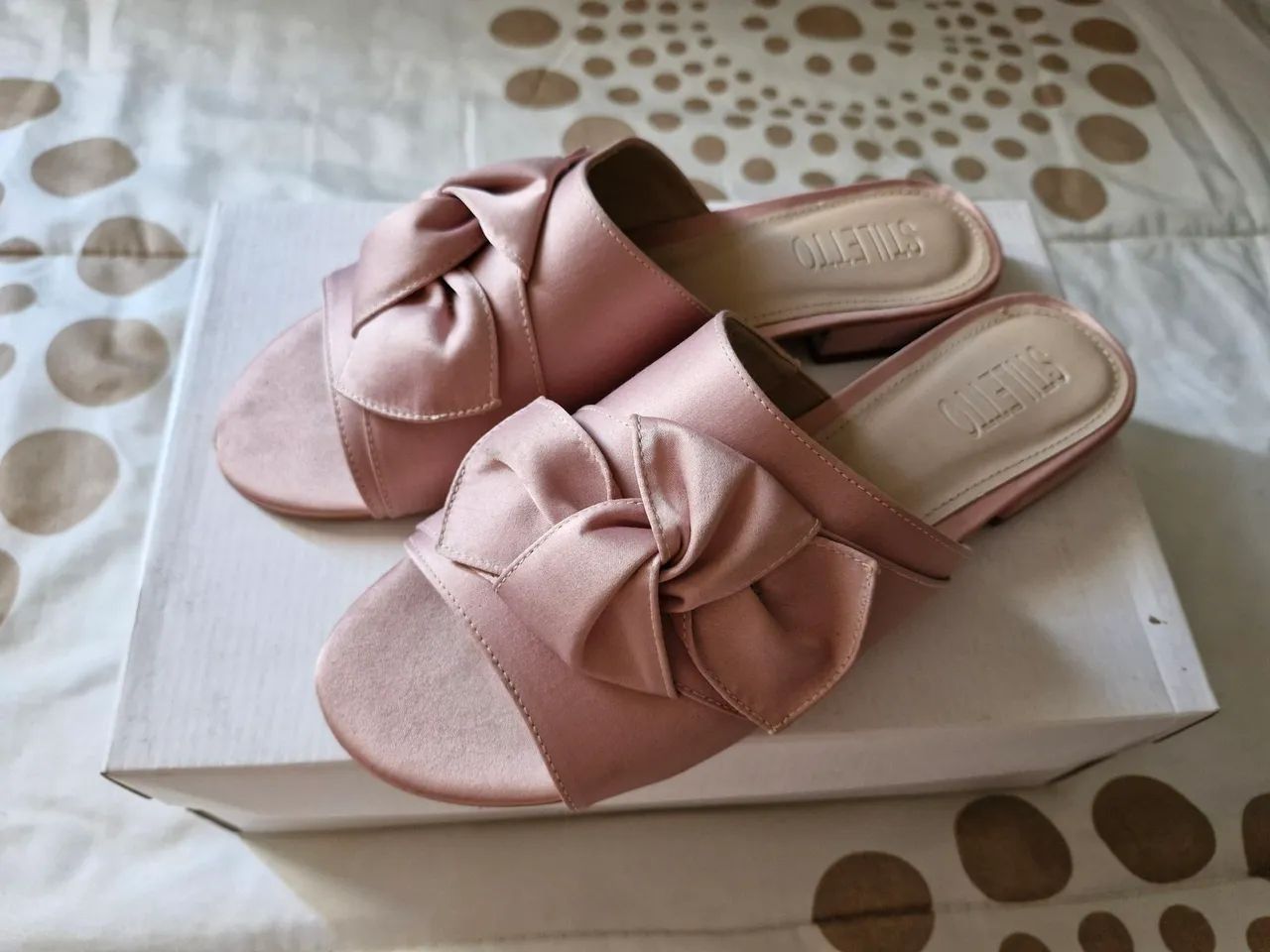 Sandalia Stiletto semi nova