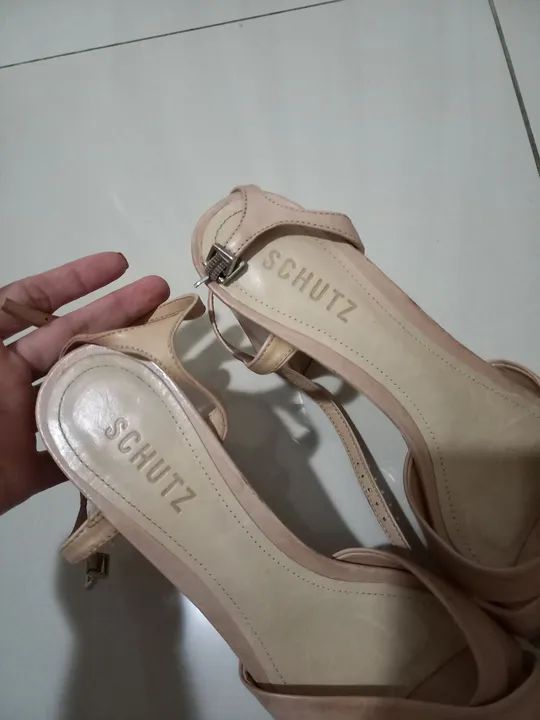 Sandália SCHUTZ nude - Foto 4