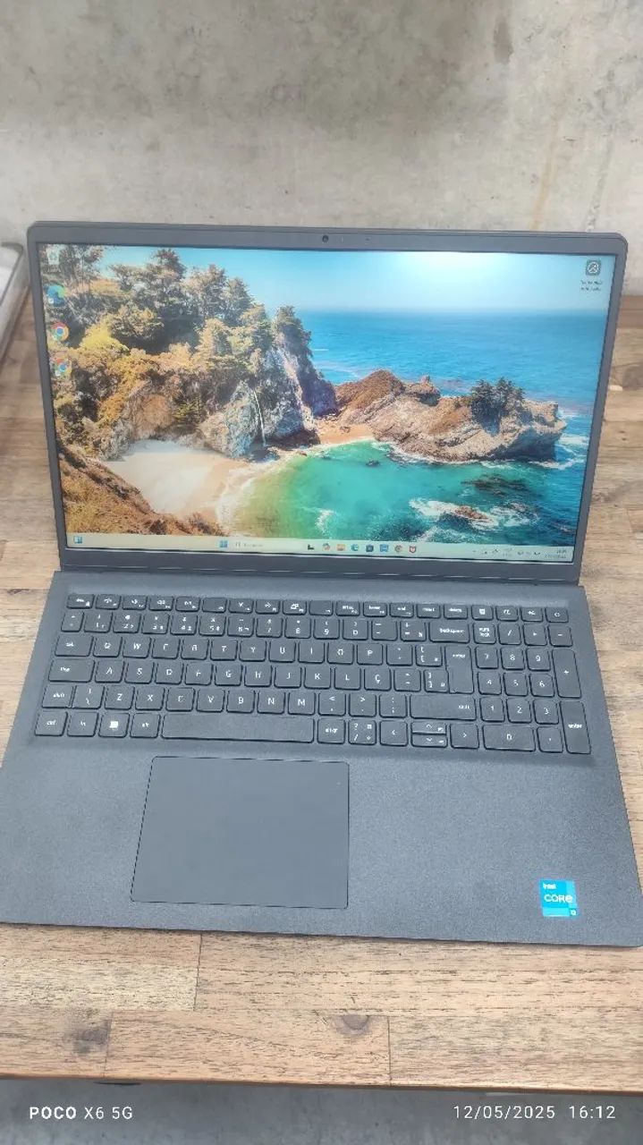 Notebook Dell Core i3 Inspiron 15 3520