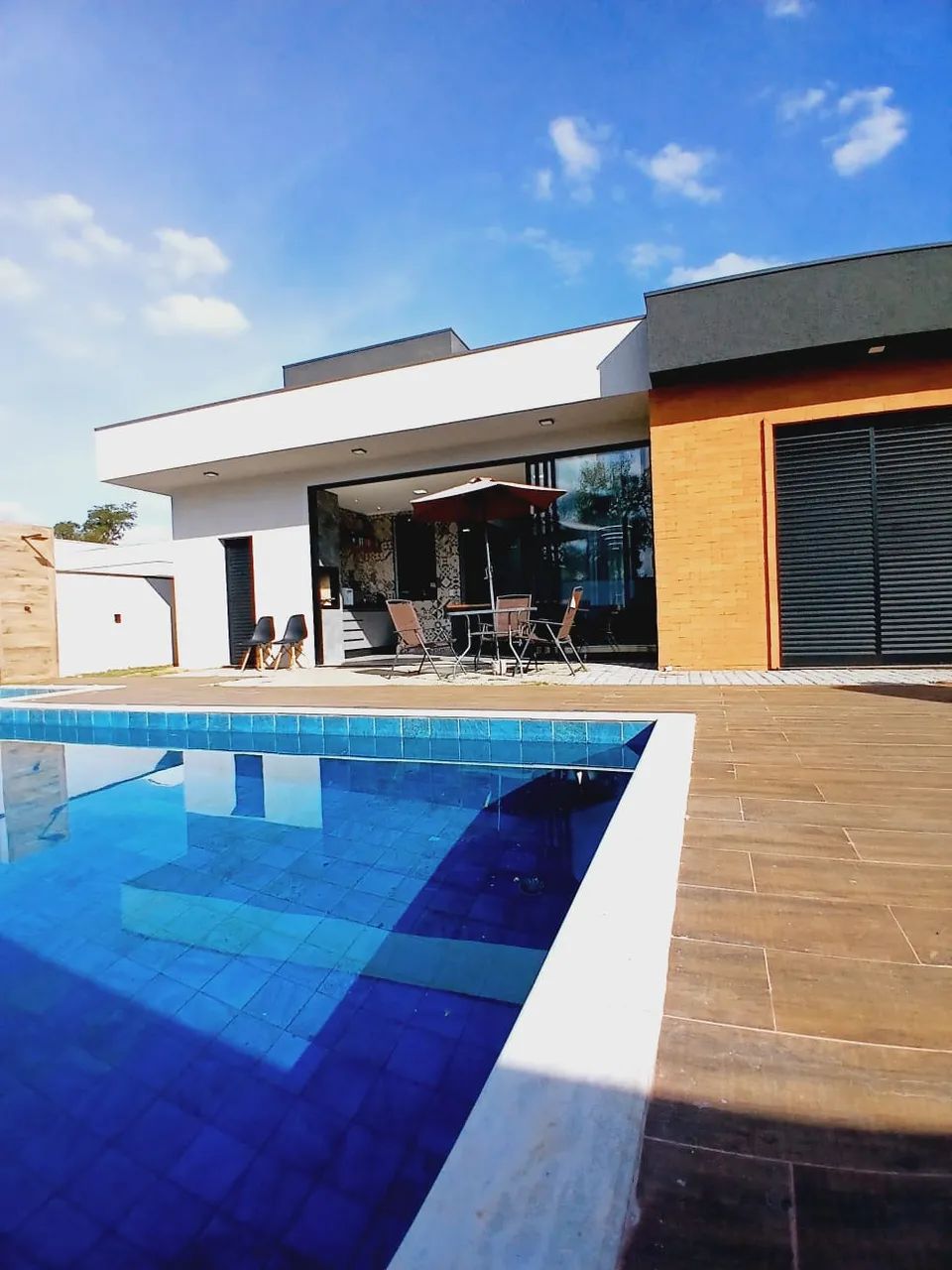 Casa térrea nova moderna, 3 suítes, piscina aquecida - completa - Ninho Verde 2 Pardinho -