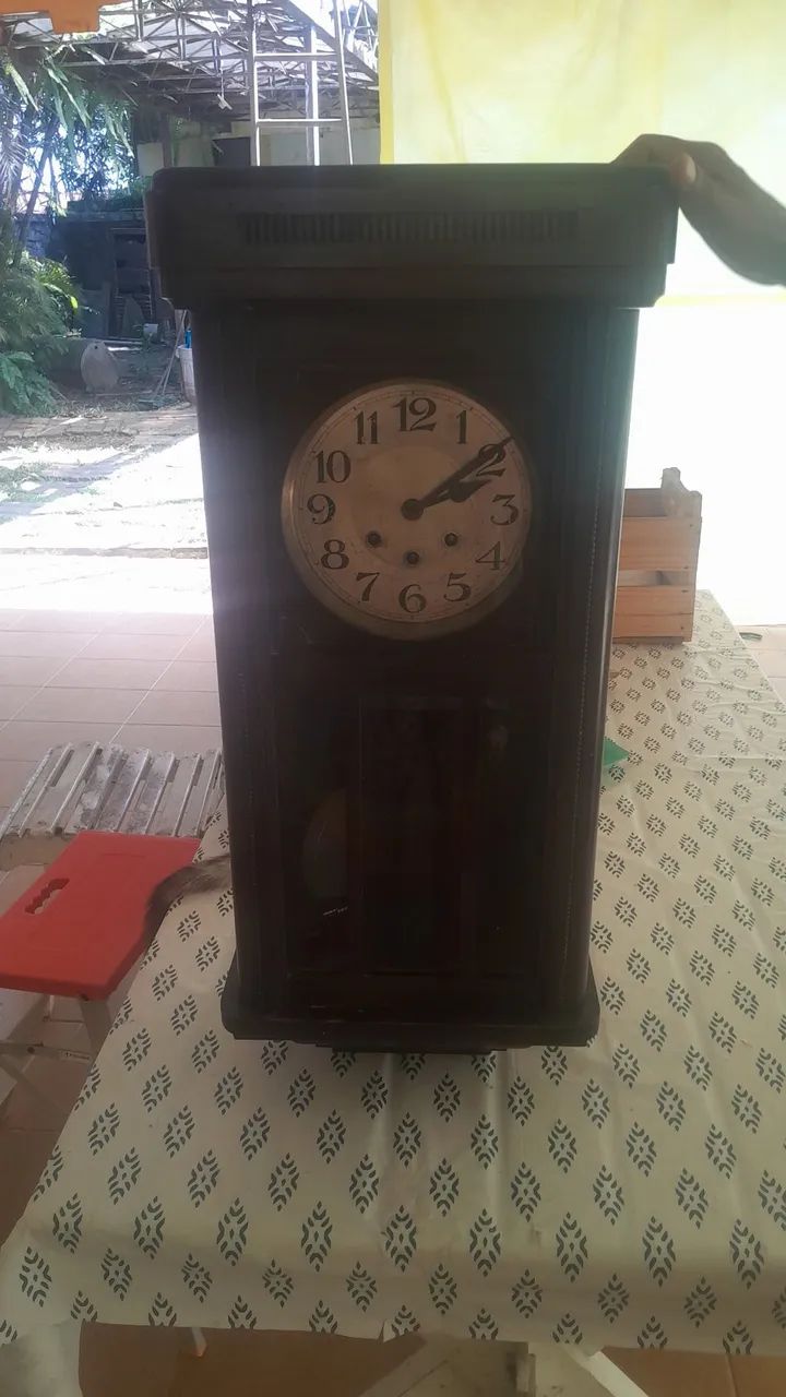 Relógio de parede alemão senão 15 a 15 minutos ótimo estado  valor$ 1500 aproximadamente  - Foto 2